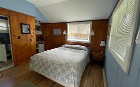 Stay Twin Lakes Cabin 3